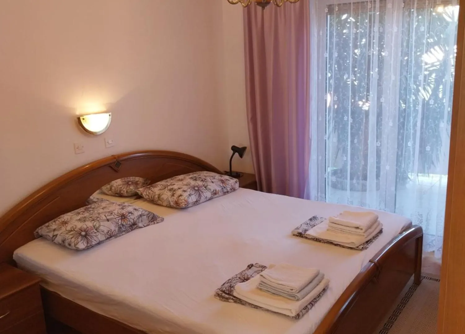 Ljubica Apartments And Rooms 3*, Supetarska Draga